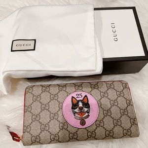 Gucci GG supreme dog wallet
